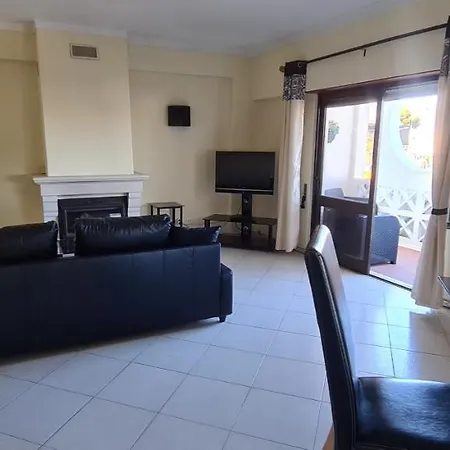 401 - 2 Bedroom - Oura - Sea View Apartment *