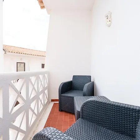 401 - 2 Bedroom - Oura - Sea View Apartament *
